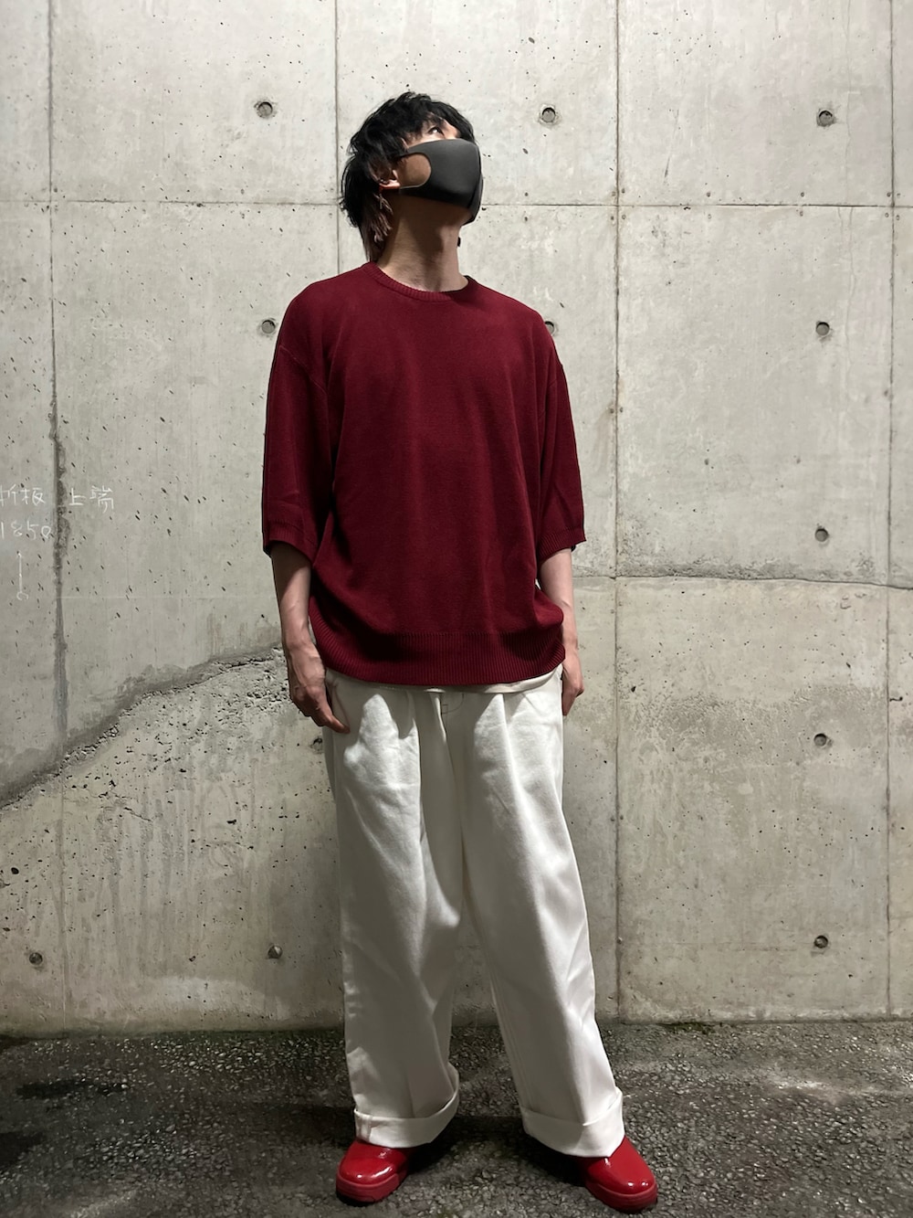 「Timberland、union station、Junred、GU、秋コーデ、サマーニット、タンクトップ、デニムパンツ、赤白コーデ、シンプルスタイル、オトナカジュアル、キレイめ、リラックススタイル、デニムコーデ、レッド」｜「UNION STATIONの/ウォッシャブル/ワイドシルエットミラノリブニットカットソー（ニット/セーター、レッド系）」を使った、アムネシアさん（メンズ・176cm）の秋コーディネートの5枚目の写真