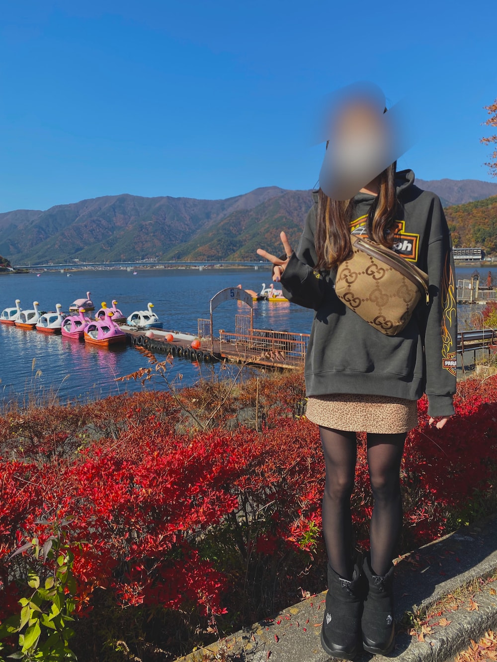 「カジュアル」｜「THE NORTH FACEのTHE NORTH FACE / Nuptse Jacket（ダウンジャケット/コート、ブラック系）」を使った、as2k328さん（レディース・173cm）の秋コーディネートの2枚目の写真