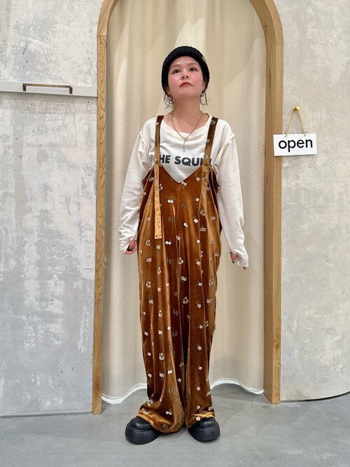 2025年S/S新作】前後2WAY花柄刺繍ベロアサロペットを使った人気