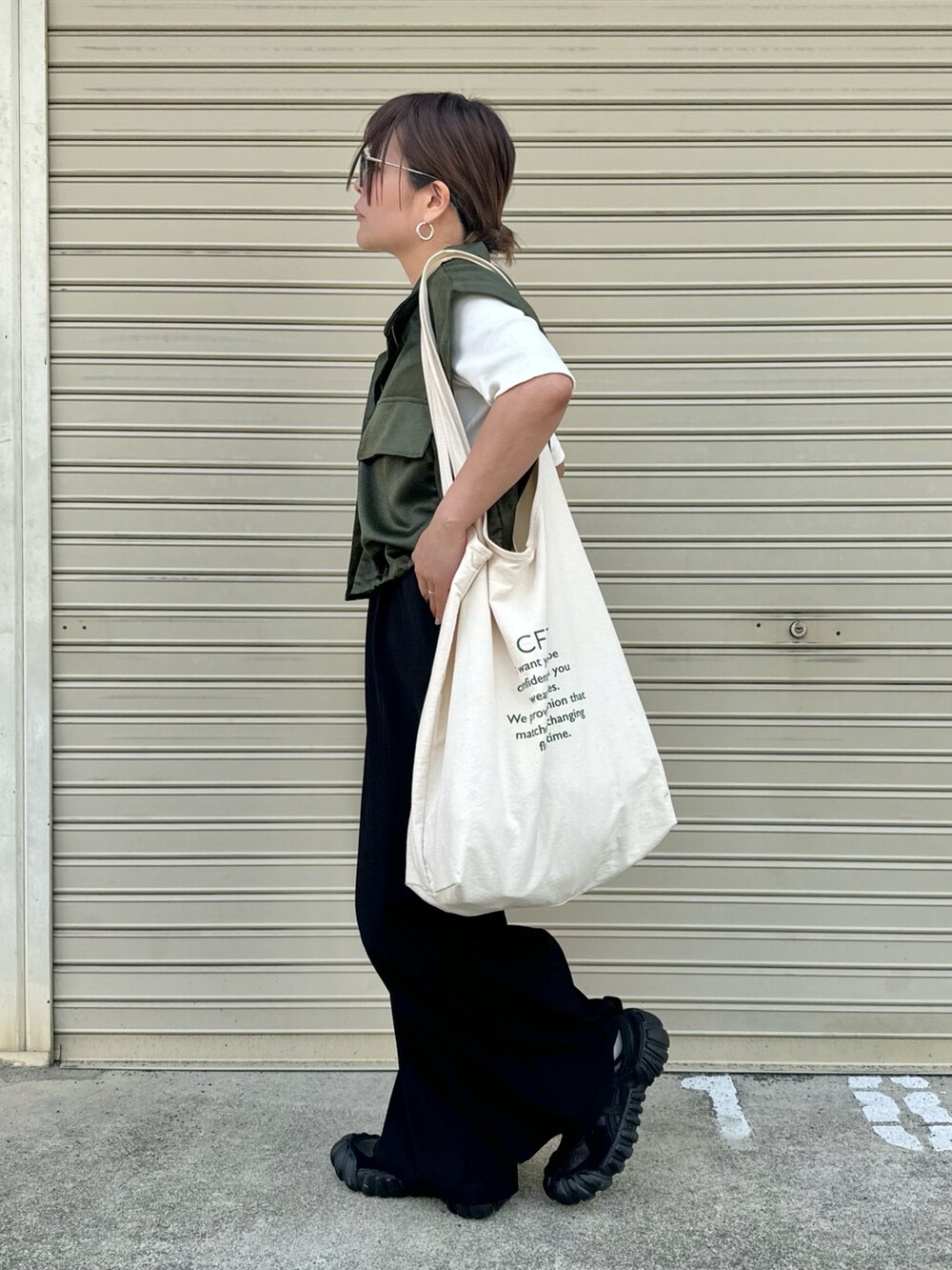 【CFT.】high neck drost short vest/khaki CFT.】high neck drost short vest/khaki