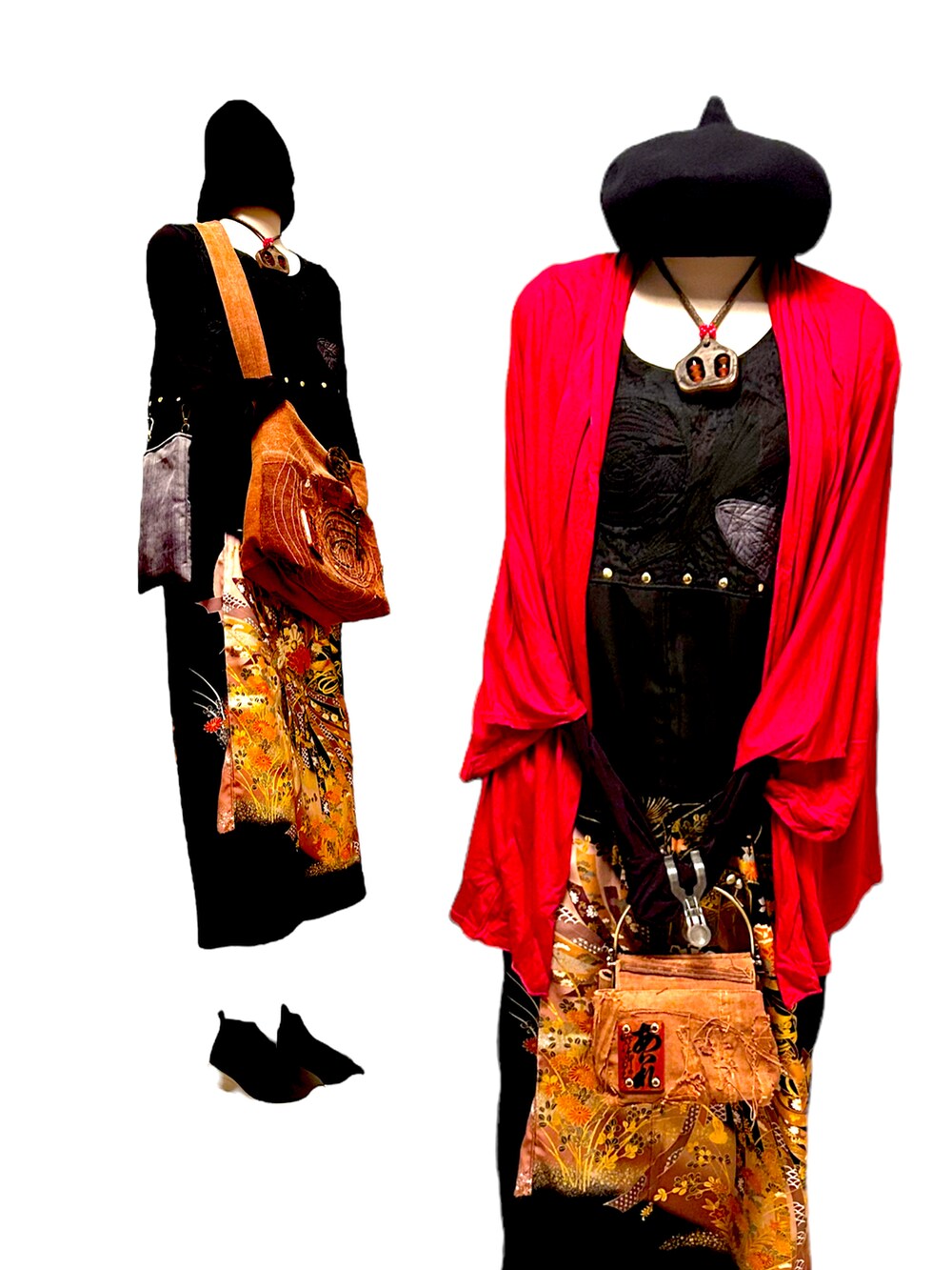 ブラック系のジャンパースカートを着用したレディースの秋コーディネートの5枚目の写真