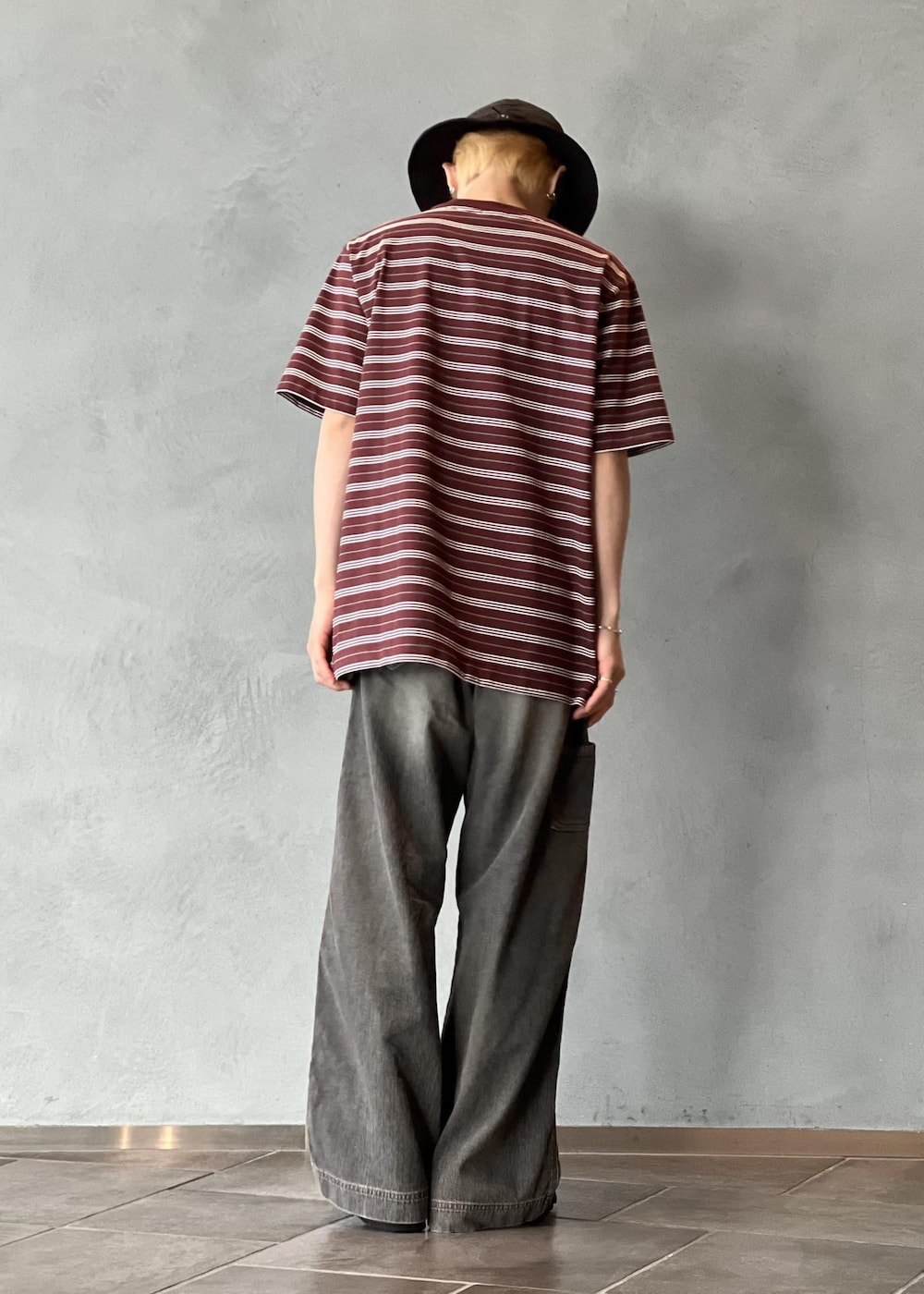 「初夏コーデ、夏コーデ」｜「LACOSTEの【LACOSTE for ADAM ET ROPE'】別注 MULTI BORDER TEE（Tシャツ/カットソー、レッド系）」を使った、kodai kanomataさん（メンズ・172cm）の夏コーディネートの3枚目の写真