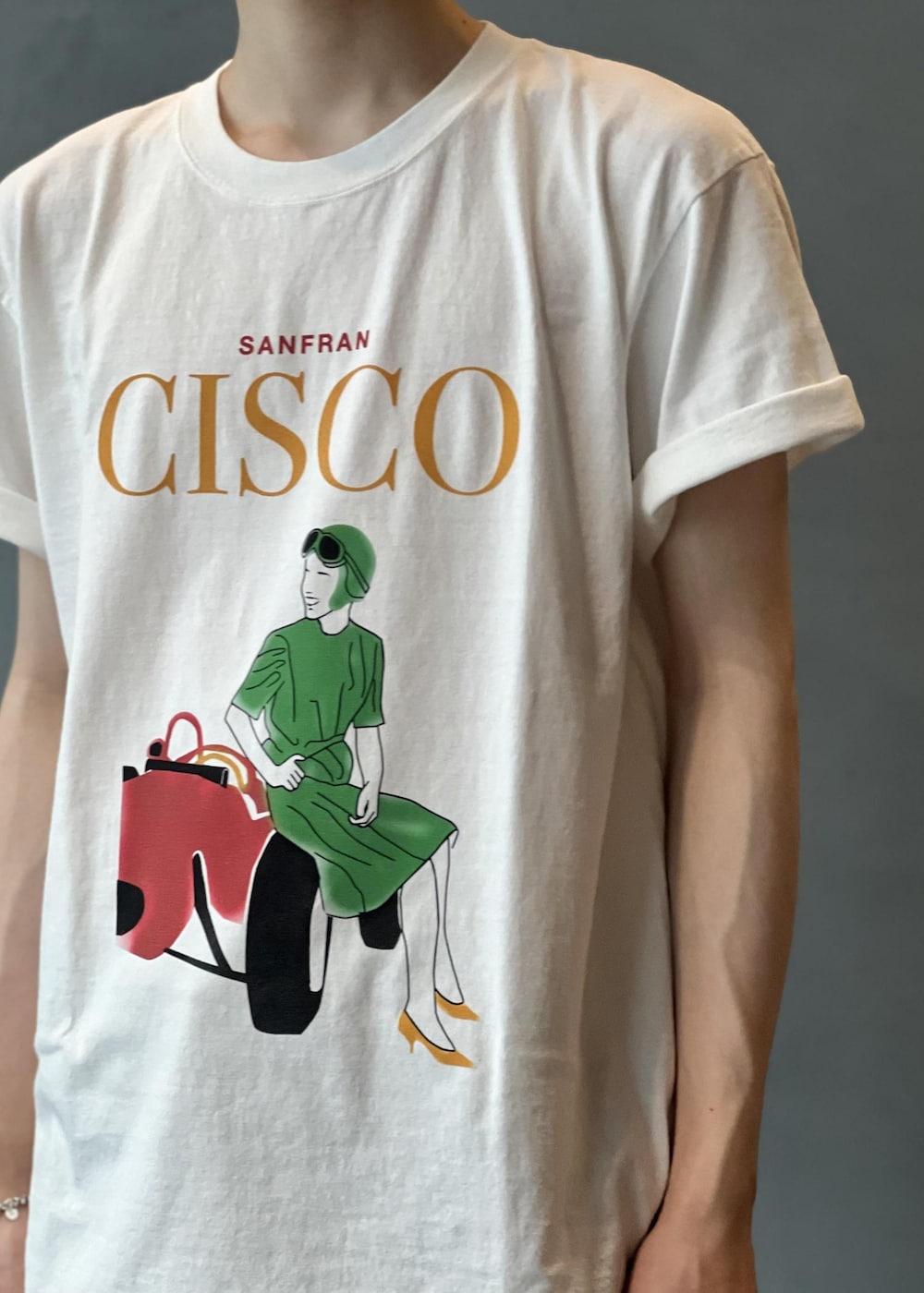 「初夏コーデ、夏コーデ、ADAM ET ROPÉ、トップス、Tシャツ/カットソー、パンツ、スラックス、GKM35090、GMS05050、MSpecial_pickup、Tシャツ、お手入れしやすい、こだわり、さらっと、イージーケア」｜「ADAM ET ROPE'のサマーウーステッド ベルテッド ワイド イージーパンツ/ セットアップ可能（スラックス、ブラック系）」を使った、kodai kanomataさん（メンズ・172cm）の夏コーディネートの4枚目の写真