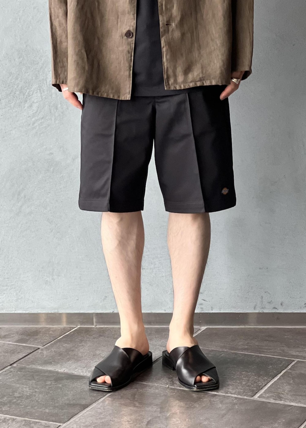 「初春コーデ、春コーデ、初夏コーデ」｜「Dickiesの《別注》【DICKIES/ディッキーズ】PINTUCK SHORTS（その他パンツ、ブラック系）」を使った、kodai kanomataさん（メンズ・172cm）の春コーディネートの5枚目の写真