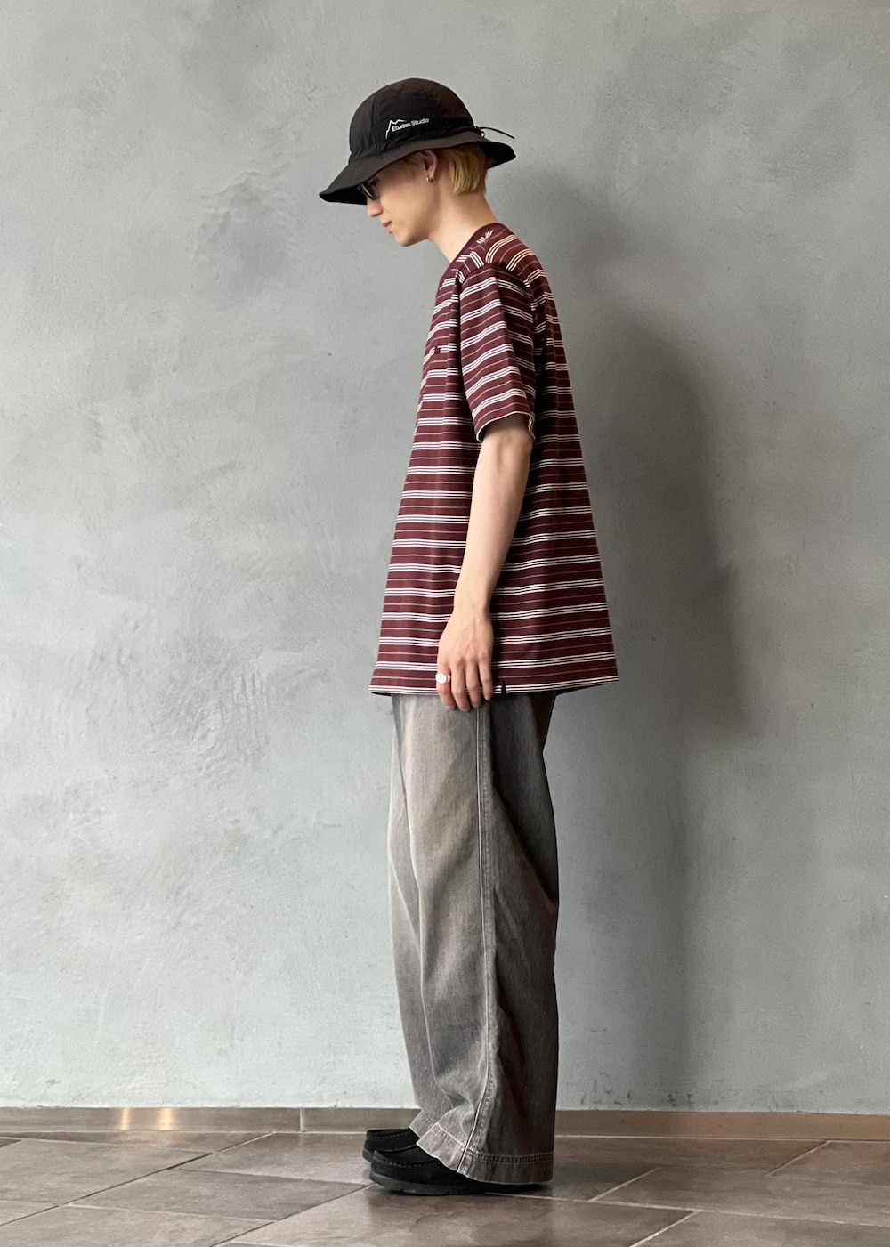 「初夏コーデ、夏コーデ」｜「LACOSTEの【LACOSTE for ADAM ET ROPE'】別注 MULTI BORDER TEE（Tシャツ/カットソー、レッド系）」を使った、kodai kanomataさん（メンズ・172cm）の夏コーディネートの2枚目の写真