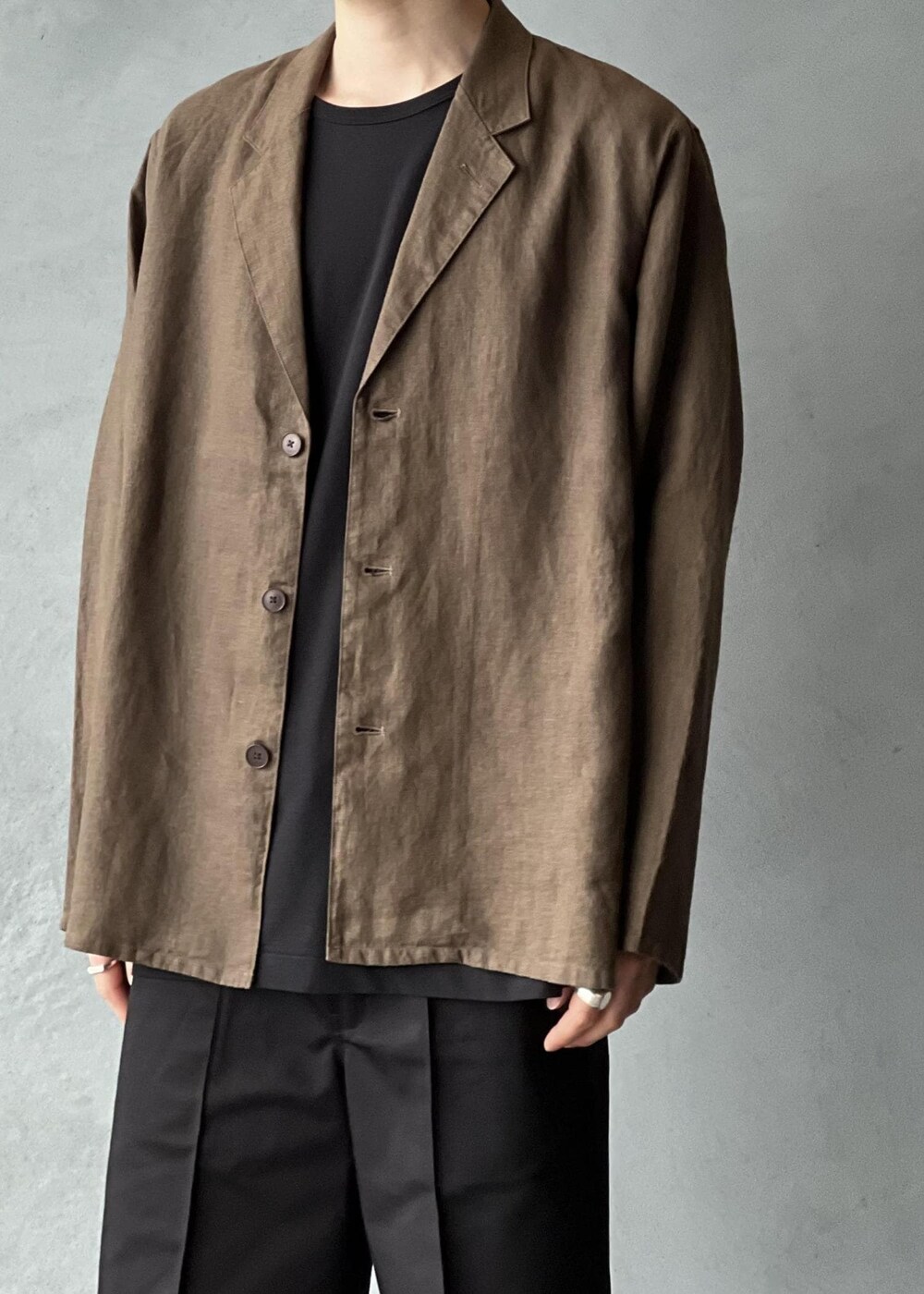 「初春コーデ、春コーデ、初夏コーデ」｜「Dickiesの《別注》【DICKIES/ディッキーズ】PINTUCK SHORTS（その他パンツ、ブラック系）」を使った、kodai kanomataさん（メンズ・172cm）の春コーディネートの4枚目の写真