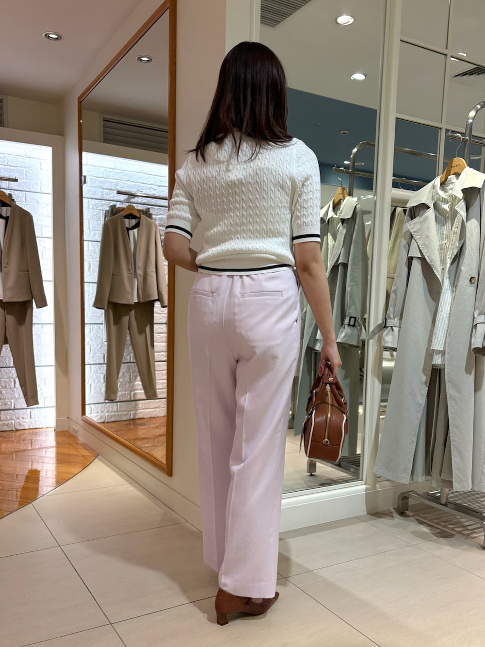 Mihoさんの（NOLLEY’S）を使ったコーディネートの3枚目の写真