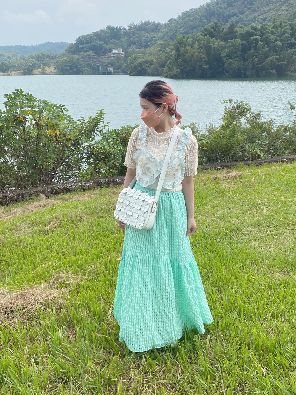 レディースの夏コーディネートの2枚目の写真