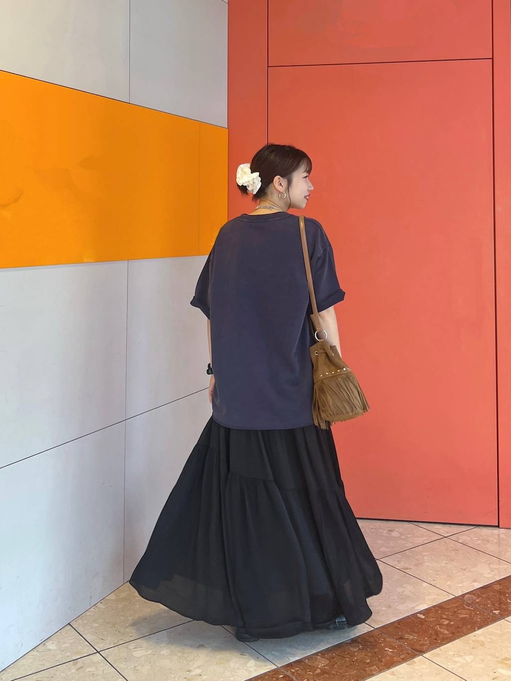「ラフ、カジュアル、モード、PAGEBOY、スカート、Tシャツ、体型カバー、新作」｜「PAGEBOYのアソートフレアスカート（スカート、ブラック系）」を使った、tagochiさん（レディース・159cm）の夏コーディネートの2枚目の写真