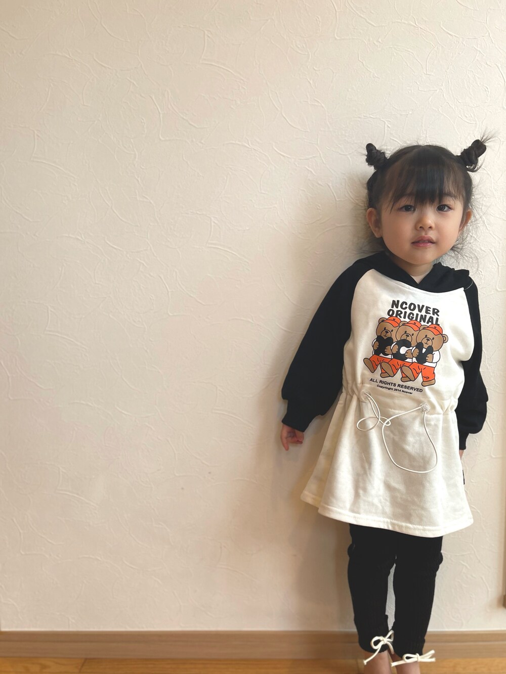 「2歳、韓国子供服、くまさん、フードワンピ、ツノヘアー」｜「韓国ブランドのアイテム（ワンピース/ドレス、その他）」を使った、☺︎︎☺︎︎yushi☺︎︎☺︎︎さん（キッズ・90cm）の春コーディネートの2枚目の写真