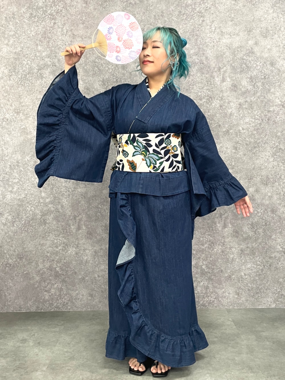 「大きいサイズレディースファッション、モデル、ぽっちゃり、GEVS.、カジュアル、夏コーデ、150cm台コーデ」｜「GEVS.の大きいサイズ 花柄つくり帯 GEVS.（和装小物、ベージュ系）」を使った、SMILE LAND（スマイルランド）さん（レディース・158cm）の春コーディネートの4枚目の写真