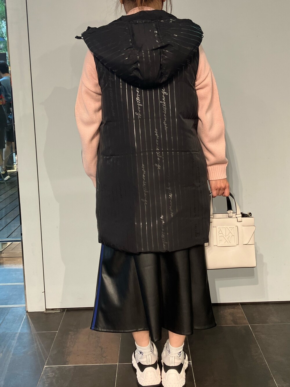 ちゃむさんの「【A|X アルマーニ エクスチェンジ】ボリュームソール　レースアップスニーカー（ARMANI EXCHANGE）」を使ったコーディネートの2枚目の写真