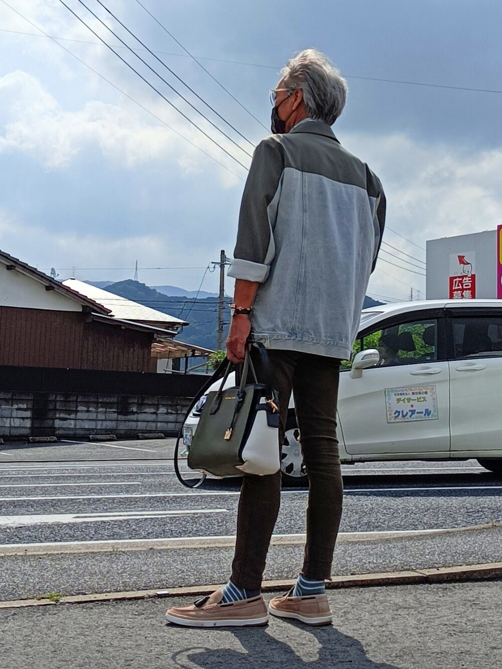 「フォーマル、ライヴコーデ」|「MICALLE MICALLEのアイテム(テーラードジャケット、グリーン系)」を使った、copenminamiさん(メンズ・169cm)の春コーディネートの2枚目の写真