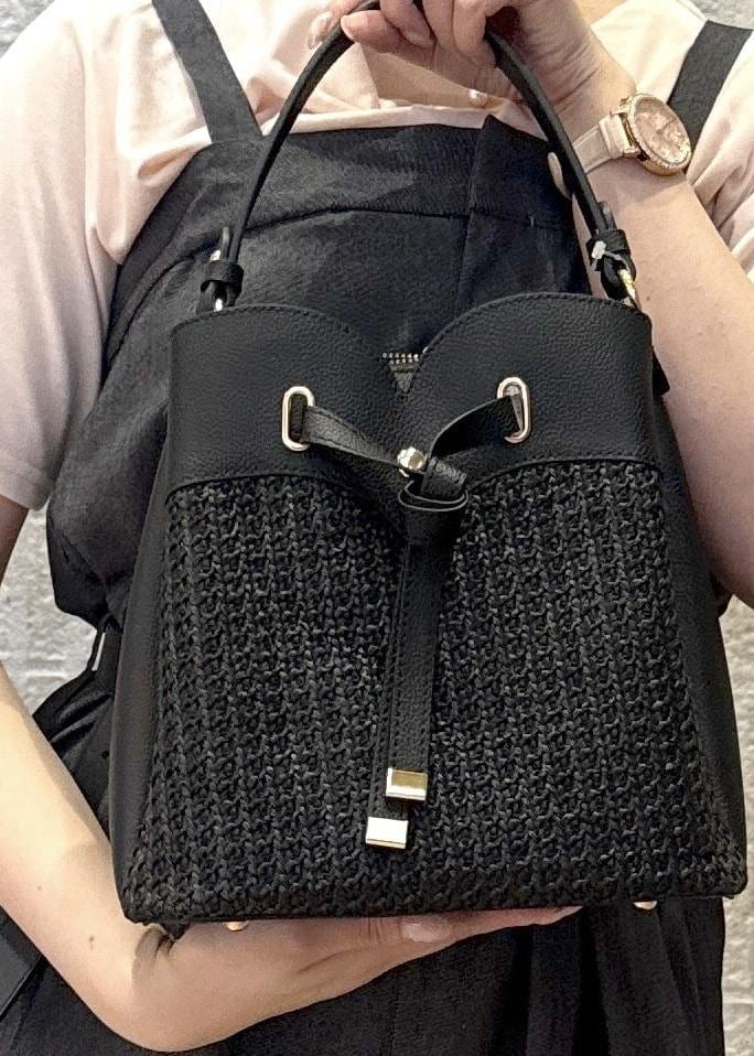 「ドレープ、Tシャツ、半袖、オールインワン、デニム、ベルト付き、カゴバック、ハートバック、2way、フリル、厚底、初春コーデ、春コーデ、初夏コーデ、夏コーデ」｜「VISの28mm幅ダブルDバックルベルト（ベルト、ブラック系）」を使った、あおいさん（レディース・158cm）の夏コーディネートの8枚目の写真