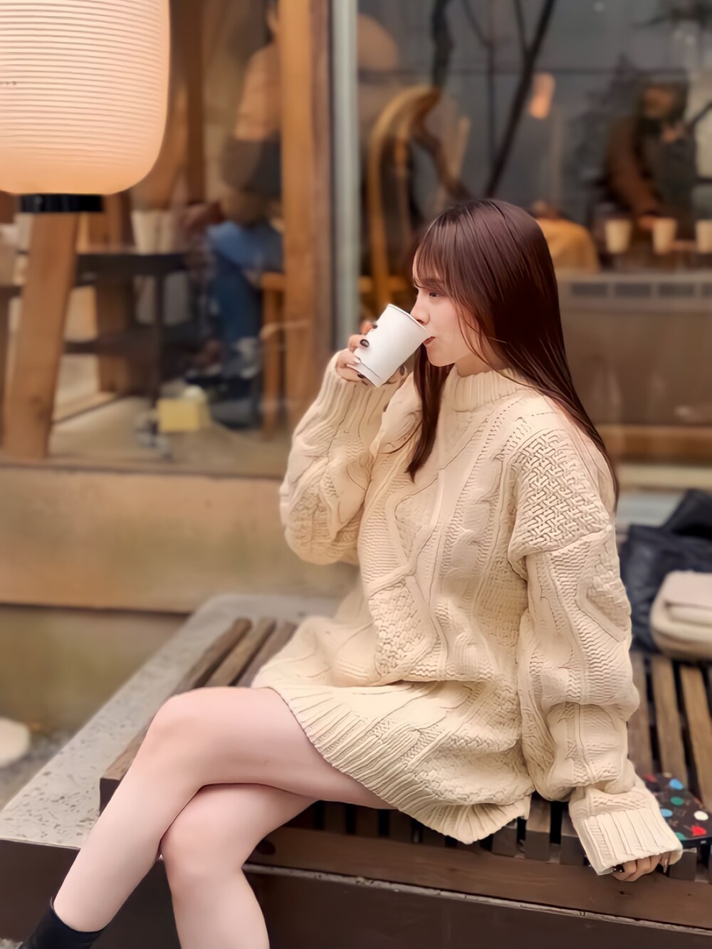 「カジュアルコーデ、ラクチンコーデ、低身長コーデ、ニット、ニットワンピース、お洒落さんとつながりたい、今日のコーデ、オトナカジュアル、おでかけコーデ、ベージュ、studior330」｜「studior330のアイテム（ニット/セーター、ベージュ系）」を使った、yuuuuu0513さん（レディース・155cm）の冬コーディネートの3枚目の写真