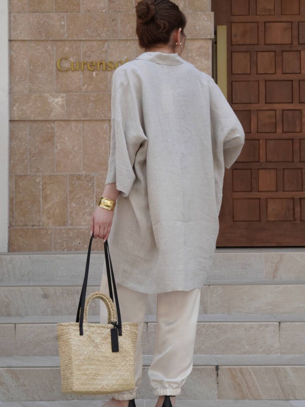 Curensology(カレンソロジー)/Vネックリネンチュニックを使った人気