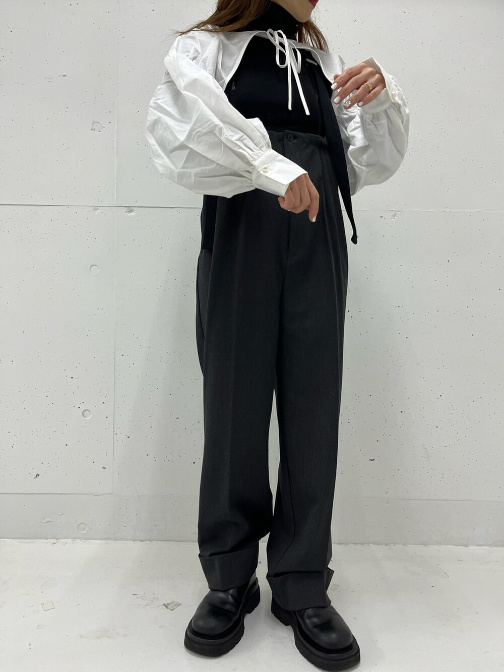 「シャツ、ボレロ、3way、poiregnée」｜「poiregneeの3WAYビッグリボンシャツ（シャツ/ブラウス、ホワイト系）」を使った、ariさん（レディース・158cm）の春コーディネートの2枚目の写真