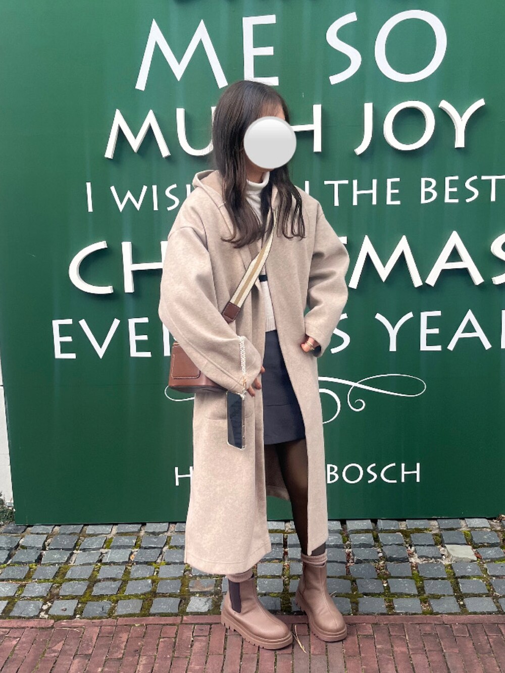 「旅行コーデ、お出かけコーデ、ロングコート、冬コーデ、大人可愛い」｜「しまむらのアイテム（ダウンジャケット/コート、ベージュ系）」を使った、04naa___さん（レディース・154cm）の冬コーディネートの2枚目の写真