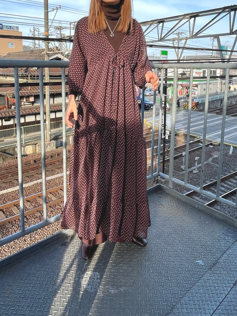 「オトナ女子」｜「usedのアイテム（ワンピース/ドレス、ブラック系）」を使った、m&mさん（レディース・160cm）の冬コーディネートの3枚目の写真