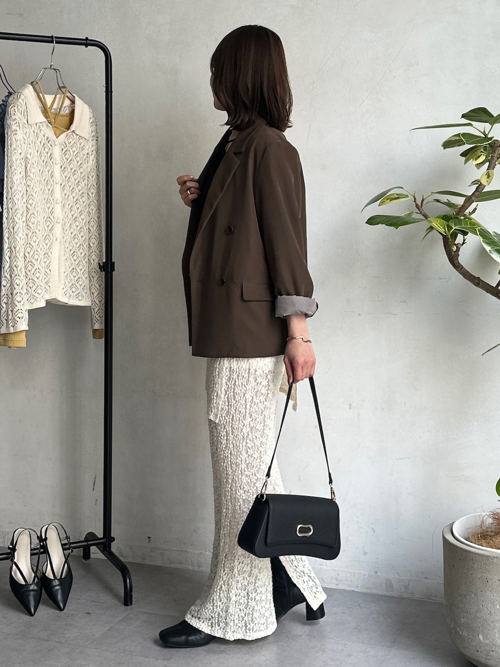 レディースの冬コーディネートの3枚目の写真