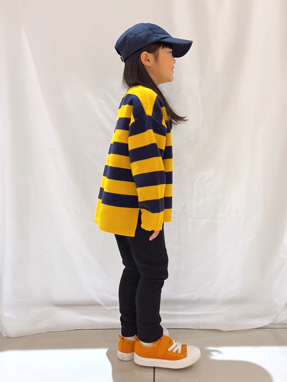 「ローリーズファーム公認インフルエンサー、ローリーズファームキッズ、ローリーズスタイル、ローリーズファーム(LOWRYS FARM)、LOWRYS FARM KIDS、キッズコーデ、キッズファッション、ニットコーデ、カジュアルコーデ、キャップ女子、キャップコーデ」｜「LOWRYS FARMのボーダーニットプルオーバー　357620（ニット/セーター、ブルー系）」を使った、とりゅうさん（レディース・156cm）の秋コーディネートの5枚目の写真