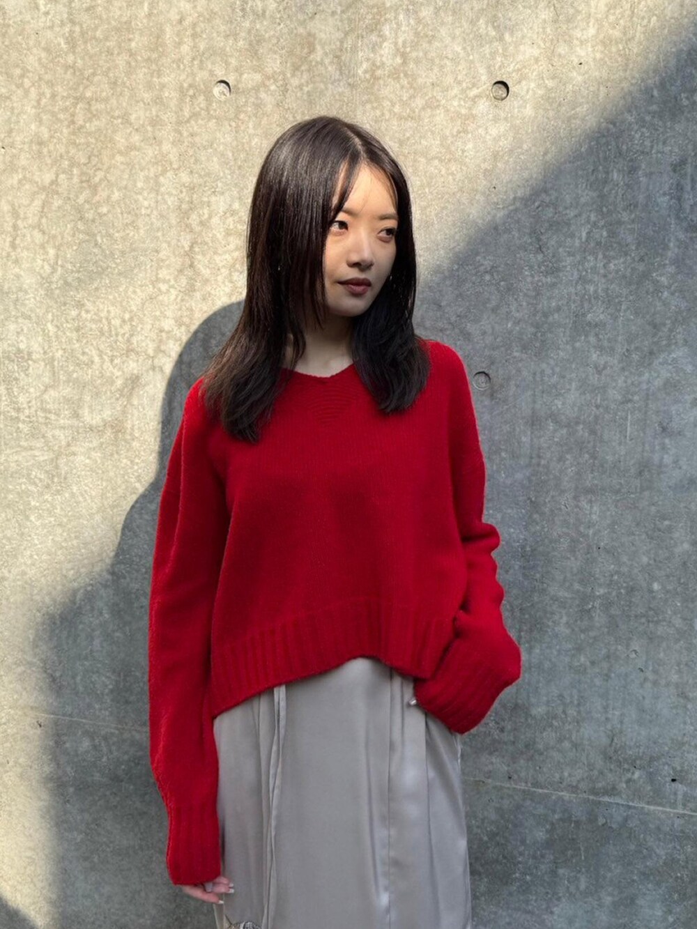 「UNITED TOKYOのメタルタックバルーンコンビスカート-ウォッシャブル-（スカート、ベージュ系）」を使った、UNITED TOKYO STAFFさん（レディース・163cm）の秋コーディネートの4枚目の写真