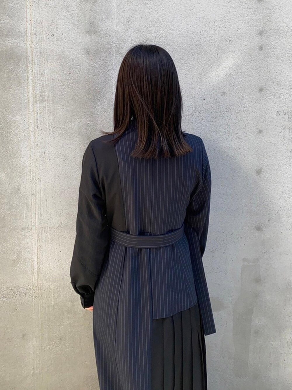 「UNITED TOKYOのコントラデプリーツシャツワンピース（シャツワンピース、ブルー系）」を使った、UNITED TOKYO STAFFさん（レディース・150cm）の春コーディネートの6枚目の写真