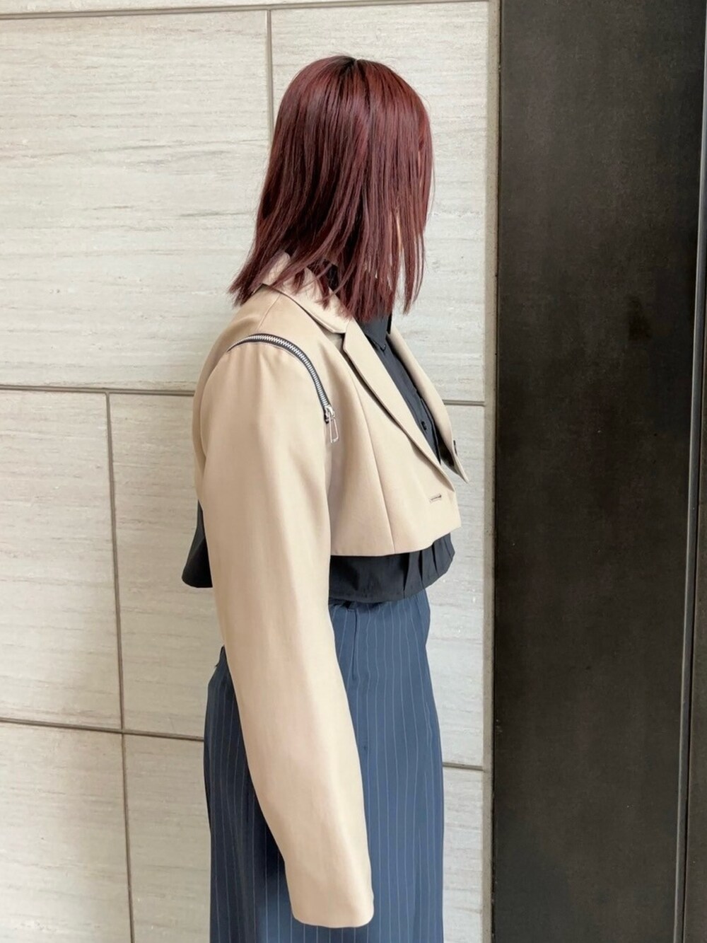 「UNITED TOKYOのリモーブコンビトレンチコート（トレンチコート、ベージュ系）」を使った、UNITED TOKYO STAFFさん（レディース・160cm）の春コーディネートの5枚目の写真