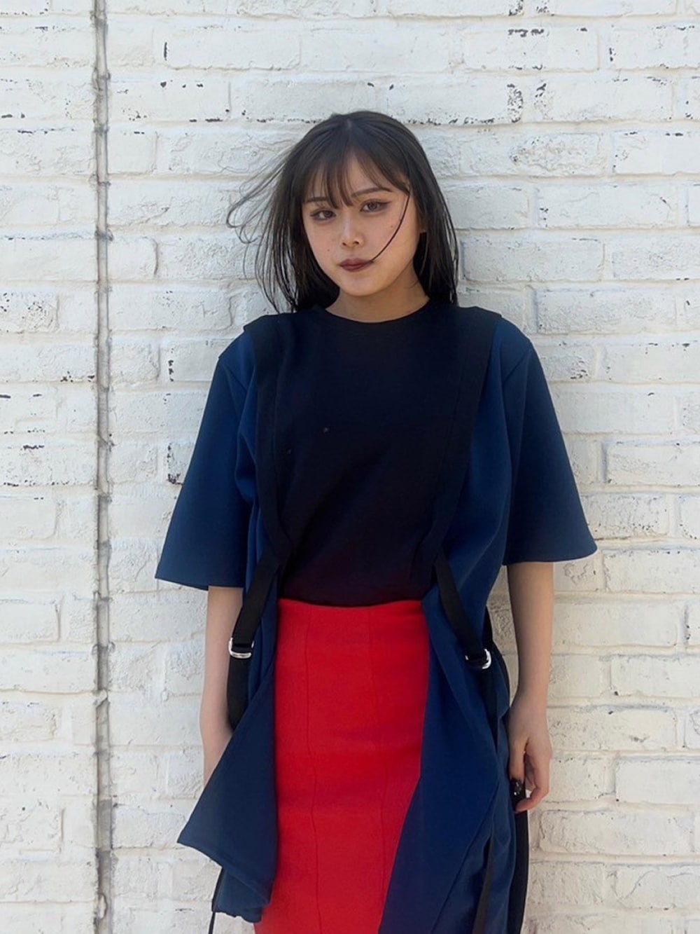 「UNITED TOKYOのダンボールクロスオーバーシャツ（Tシャツ/カットソー、ブラック系）」を使った、UNITED TOKYO STAFFさん（レディース・157cm）の春コーディネートの5枚目の写真