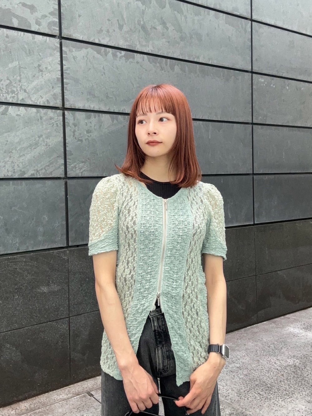 「夏コーデ、大人可愛い、シアートップス、今日のコーデ」｜「UNITED TOKYOのレースアレンジジップカットソー（Tシャツ/カットソー、グリーン系）」を使った、UNITED TOKYO STAFFさん（レディース・160cm）の夏コーディネートの4枚目の写真