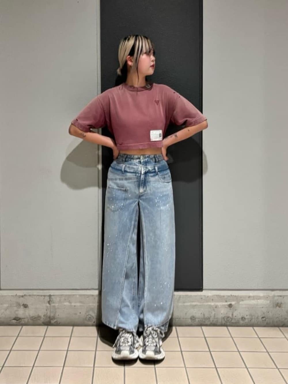 レディースの秋コーディネートの2枚目の写真