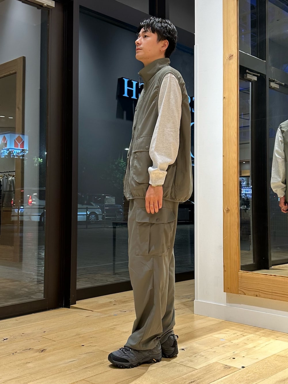 キム(DOORS セブンパークアリオ柏)|URBAN RESEARCH DOORSのベストを使ったコーディネート - WEAR
