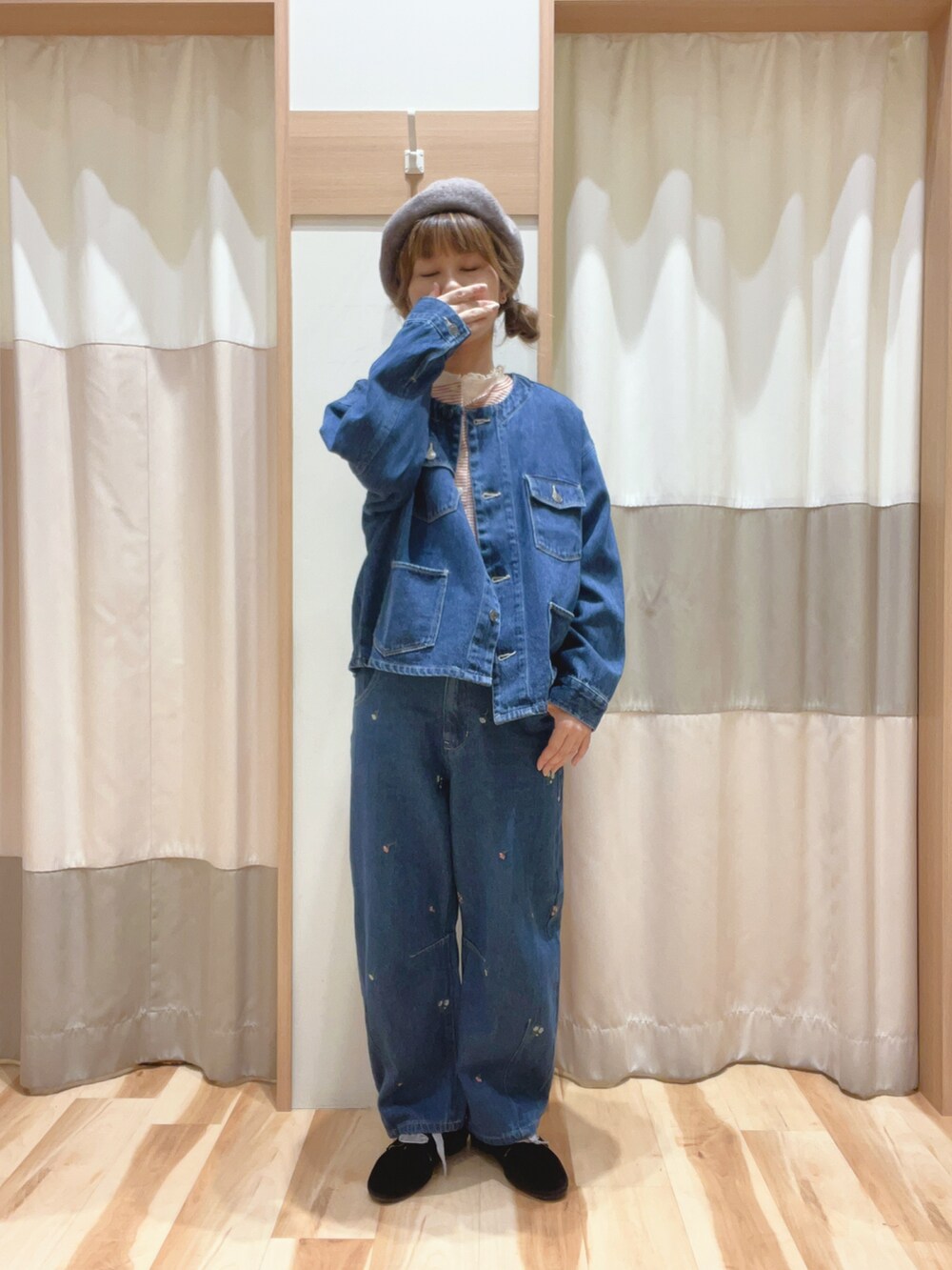 「秋服準備はじめました、秋服コーデ、150cm台コーデ、パンツコーデ、SM2、デニム、ジャケットコーデ、長袖、サマンサモスモス、Gジャン、2024AW、セットアップコーデ、低身長コーデ、イオンモール浜松志都呂、ベレー帽推奨委員会」｜「Samansa Mos2のアイテム（シューズ、ブラック系）」を使った、も  な  こさん（レディース・152cm）の秋コーディネートの2枚目の写真