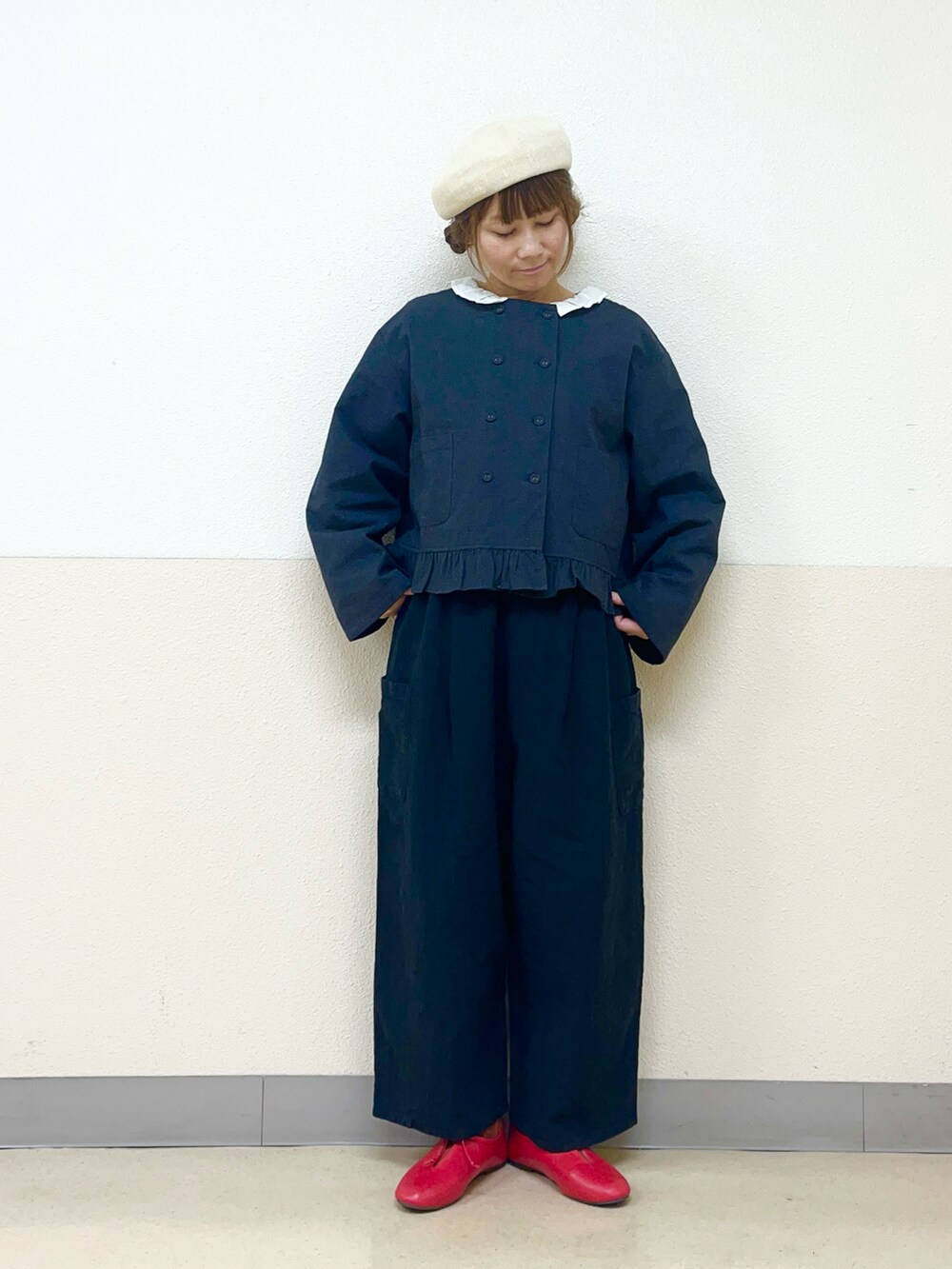 「ベレー帽推奨委員会、帽子かぶろう会、イオンモール浜松志都呂、サマンサ モスモス(Samansa Mos2)、低身長コーデ、低身長女子、ジャケットスタイル、クロスリネン」｜「Samansa Mos2の【消臭効果】リネン混ベレー帽（ハット、ホワイト系）」を使った、も  な  こさん（レディース・152cm）の春コーディネートの2枚目の写真