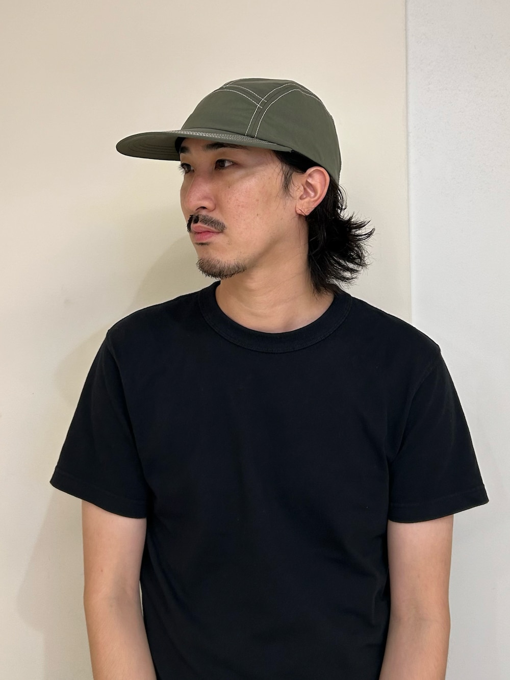 「秋服準備はじめました、初秋コーデ、キャップ、ジェットキャップ、override、古着MIX、休日スタイル、お出かけコーデ、ミリタリー、カモフラ」｜「OVERRIDEのOVERRIDE  REN RIPSTOP WIDE JET CAP / オーバーライド（キャップ、グリーン系）」を使った、mutaさん（メンズ・182cm）の夏コーディネートの2枚目の写真
