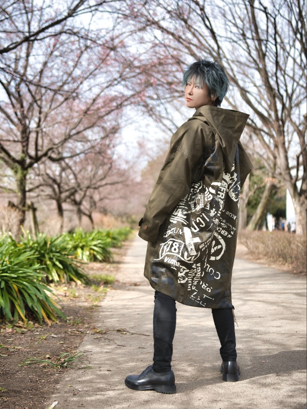 モッズコートを使った「Vivienne Westwood」のメンズ人気ファッション