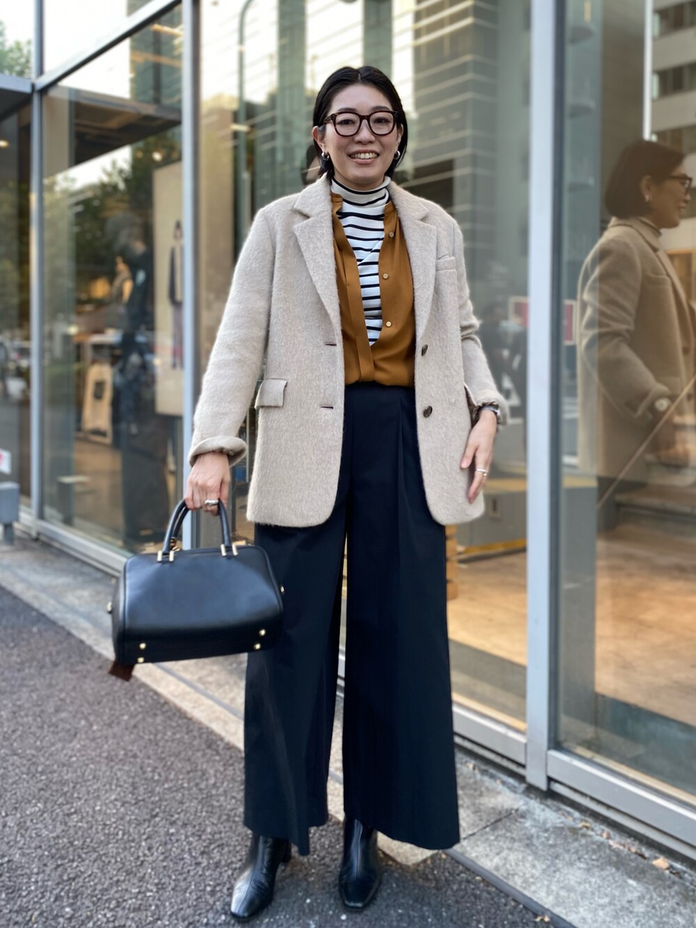 「秋服、オトナ女子、ジャケット、シャツスタイル、レイヤードスタイル、ブーツ、ブラウン」｜「NOLLEY’Sのモヘヤシャギージャケット（テーラードジャケット、ベージュ系）」を使った、mitaniiiiiさん（骨格ストレート・レディース・168cm）の秋コーディネートの2枚目の写真