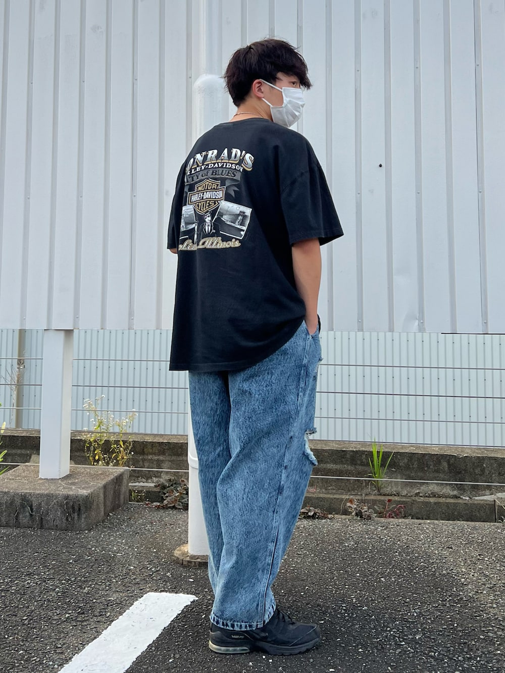 「anown、アノン、PR、NIKE、NIKE AIR MAX、ハーレーダビッドソン、ハーレーT、ストリートコーデ、ストリート、古着、古着MIX、古着コーデ、ストリート系、古着好きな人と繋がりたい、低身長」｜「Harley-Davidsonのアイテム（Tシャツ/カットソー、ブラック系）」を使った、Masaki/政貴さん（メンズ・165cm）の秋コーディネートの2枚目の写真