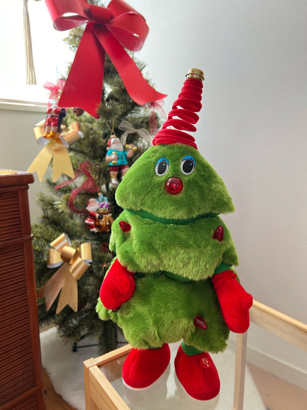 「クリスマス、おもちゃ、クリスマスツリー、インテリア、BIRTHDAY BAR」｜「BIRTHDAY BARのダンシングTOY ツリー（インテリア雑貨、グリーン系）」を使った、ちゃみまる🐶さん（レディース・146cm）の秋コーディネートの2枚目の写真