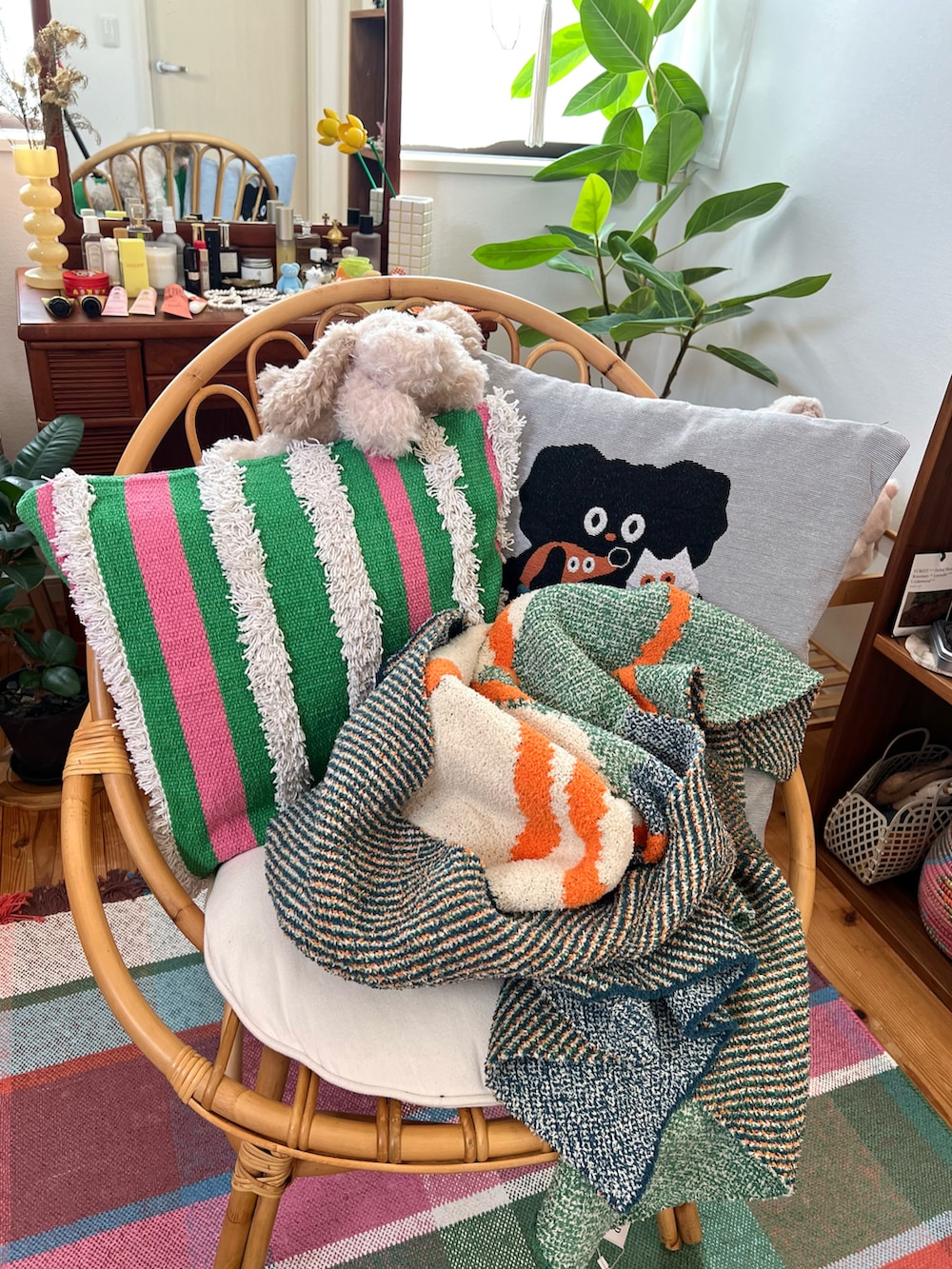 ブルー系のブランケット、その他のその他を着用したレディースの夏コーディネートの2枚目の写真