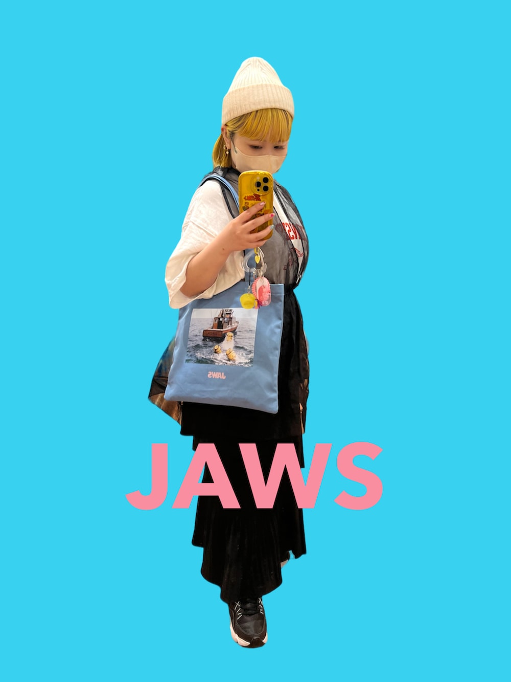 「ポーチ、タオル、ハンカチ、JAWS、ジョーズ、ブルー、blue、ハンドクリーム、トートバッグ、ニット帽、BIRTHDAY BAR」｜「BIRTHDAY BARのUNIVERSAL ユニバーサル オリジナル タオルハンカチ（ハンカチ/ハンドタオル、その他）」を使った、ちゃみまる🐶さん（レディース・146cm）の夏コーディネートの2枚目の写真