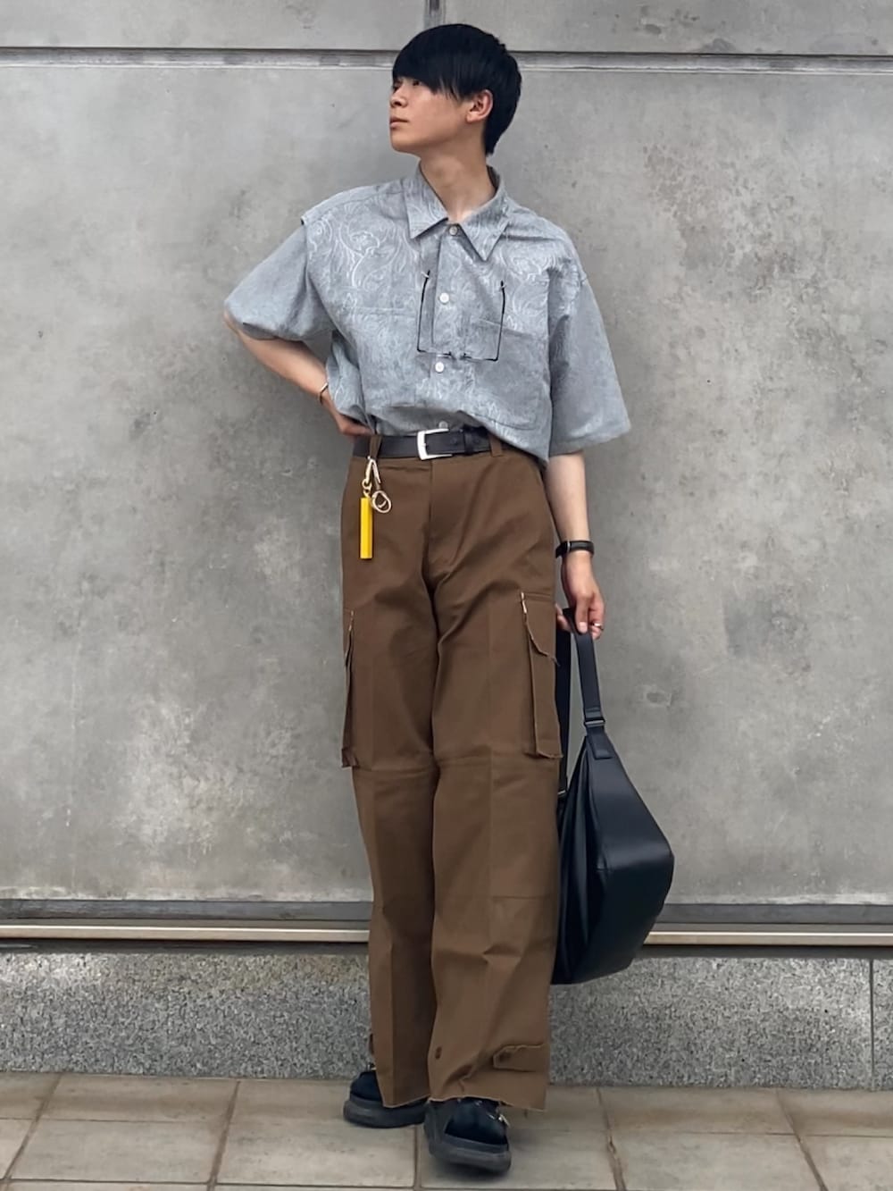 「シャツ好き集まれ、夏コーデ、プチプラ、半袖シャツ、柄シャツ、カーゴパンツ、サンダル、タックイン、タックインコーデ、タックインスタイル、ストレートパンツ、soerte、BEAMS、MONKEY TIME」｜「MONKEY TIMEの＜monkey time＞ PE JACQUARD CUT-OFF SHIRT/シャツ（シャツ/ブラウス、ブルー系）」を使った、りゅんやさん（メンズ・174cm）の夏コーディネートの2枚目の写真