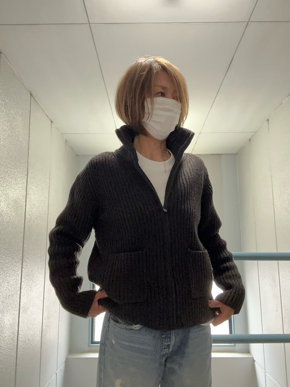 「リーバイス501、UNIQLO、高身長、VANS」｜「UNIQLOのアイテム（その他アウター、ブラウン系）」を使った、Hana0321さん（レディース・170cm）の春コーディネートの2枚目の写真