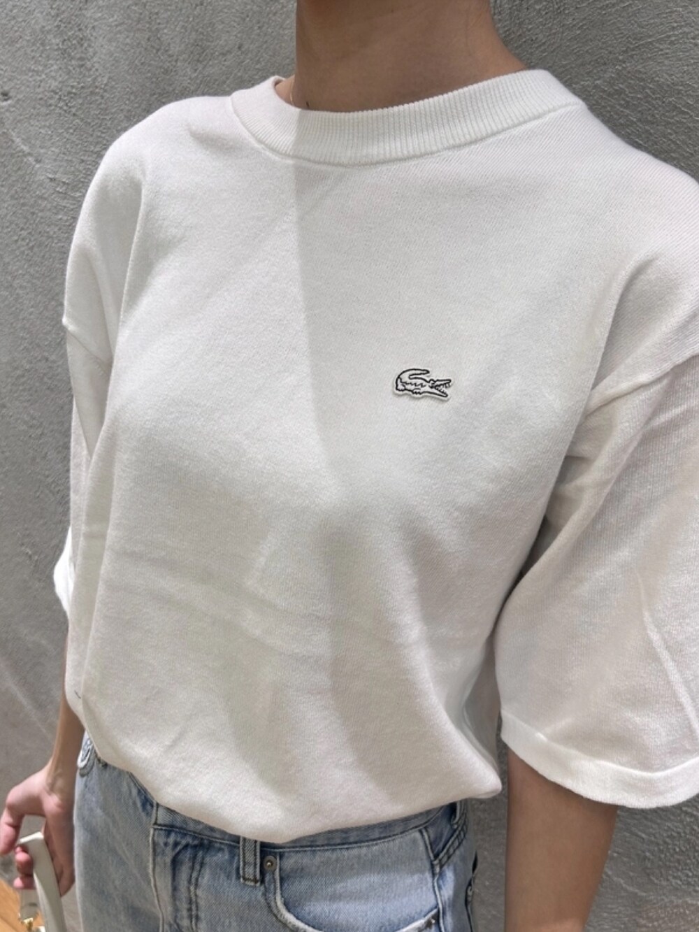 「カーディガン、ショルダーバッグ、ハンドバッグ」｜「LACOSTEのトーナルアーガイル柄 Vネックコットンニットカーディガン（カーディガン/ボレロ、グリーン系）」を使った、momoさん（レディース・166cm）の春コーディネートの6枚目の写真