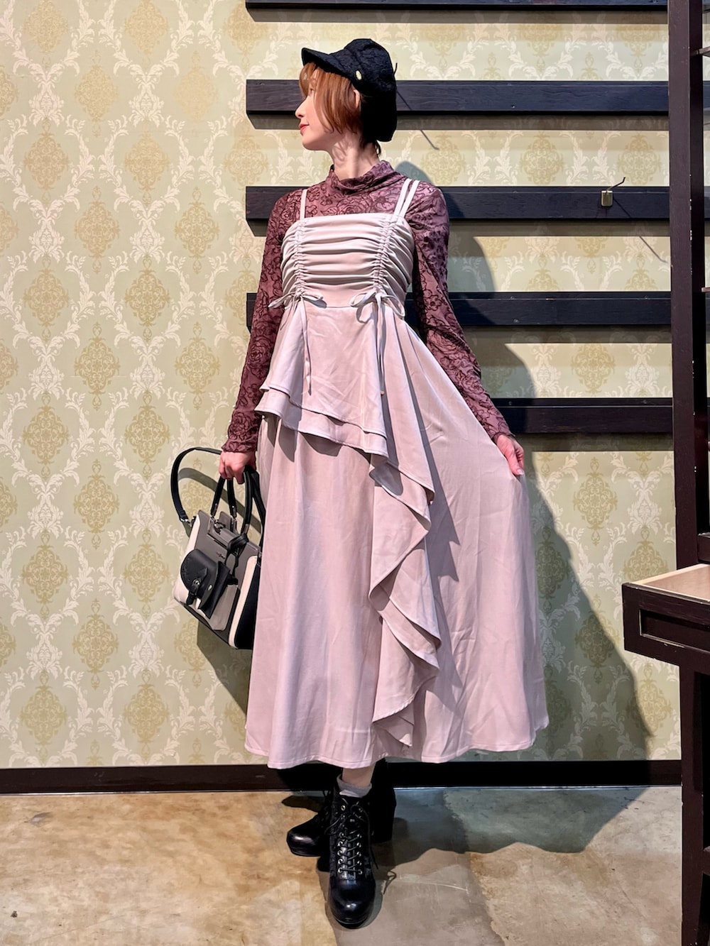 「最近のいい感じコーデ、大人カジュアル、春夏コーデ、キャップ、淡色コーデ、シンプルコーデ、ワンピース、きれいめカジュアル、休日スタイル、シアートップス、お出かけコーデ、axes femme、春ファッション、オトナカジュアル、おしゃれさんと繋がりたい」｜「axes femmeの総レースキャスケット（キャスケット、ブラック系）」を使った、ハナミズキさん（レディース・158cm）の春コーディネートの7枚目の写真