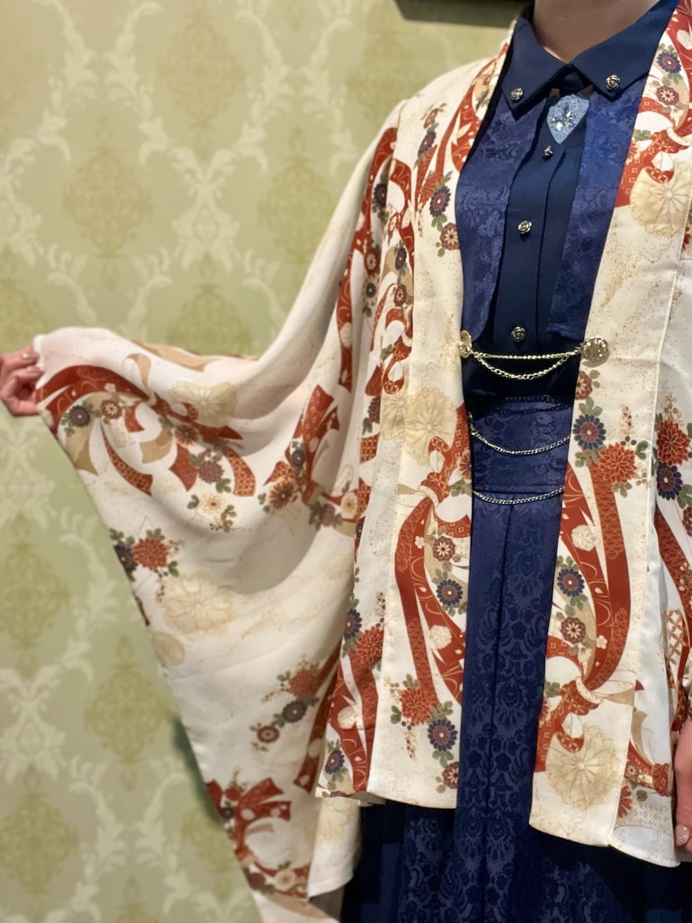 「春めき満開コーデ、キャップ、休日スタイル、デートコーデ、お出かけコーデ、大人カジュアル、axes femme、大人コーデ、お洒落さんとつながりたい、お花見コーデ、着物、春コーデ、大人女子、ジャガード、スカート」|「axes femmeの総レースキャスケット(キャスケット、ブルー系)」を使った、ハナミズキさん(レディース・158cm)の春コーディネートの8枚目の写真