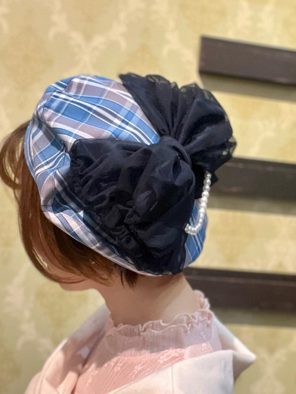 「春めき満開コーデ、春コーデ、axes femme、おでかけコーデ、春服コーデ、オトナカジュアル、大人コーデ、きれいめコーディネート、フェミニンコーデ、ベレー帽、大人かわいい、大人可愛い」|「axes femmeのUVカットロングパーカー(パーカー、ホワイト系)」を使った、ハナミズキさん(レディース・158cm)の春コーディネートの9枚目の写真