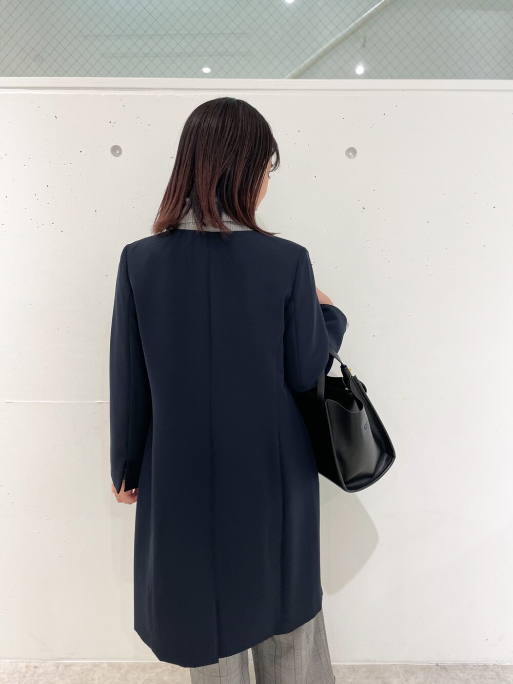 「パンプス、オフィス、タートルネック、プチプラ、お仕事スタイル、オフィススタイル、オフィスカジュアル、お仕事コーデ、お仕事、オフィスコーデ」｜「ROPE' PICNICの【360°ウルトラストレッチ】ワンピース（ノーカラーコート、ブルー系）」を使った、MAMIさん（レディース・156cm）の秋コーディネートの5枚目の写真