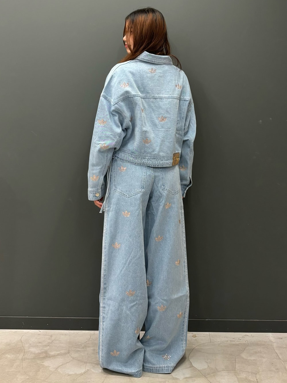★希少【adidas】Originals ラインストーン装飾デニムジャケット adidas Originals ラインストーン装飾デニムジャケット