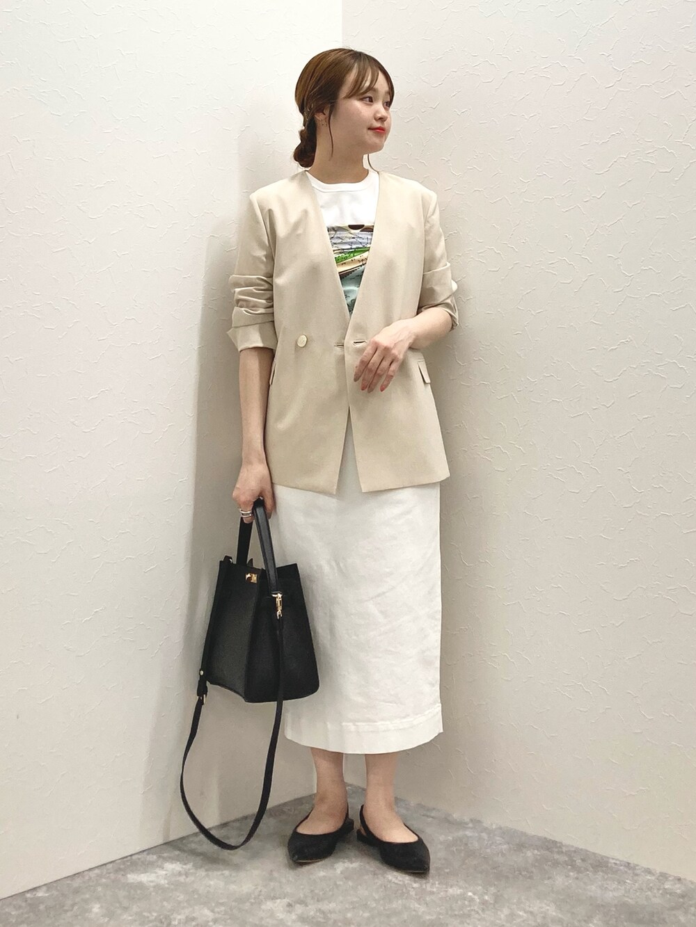 「NOLLEY’Sの◇【WEB限定】コンパクトベアテレコクルーネック半袖Tシャツ（Tシャツ/カットソー、ホワイト系）」を使った、nol murakamiさん（レディース・152cm）の春コーディネートの3枚目の写真